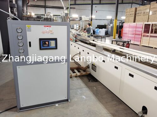 กรณี บริษัท ล่าสุดเกี่ยวกับ สายการผลิตโปรไฟล์สายไฟฟ้าสําหรับผู้จําหน่ายอุปกรณ์ไฟฟ้าไทย