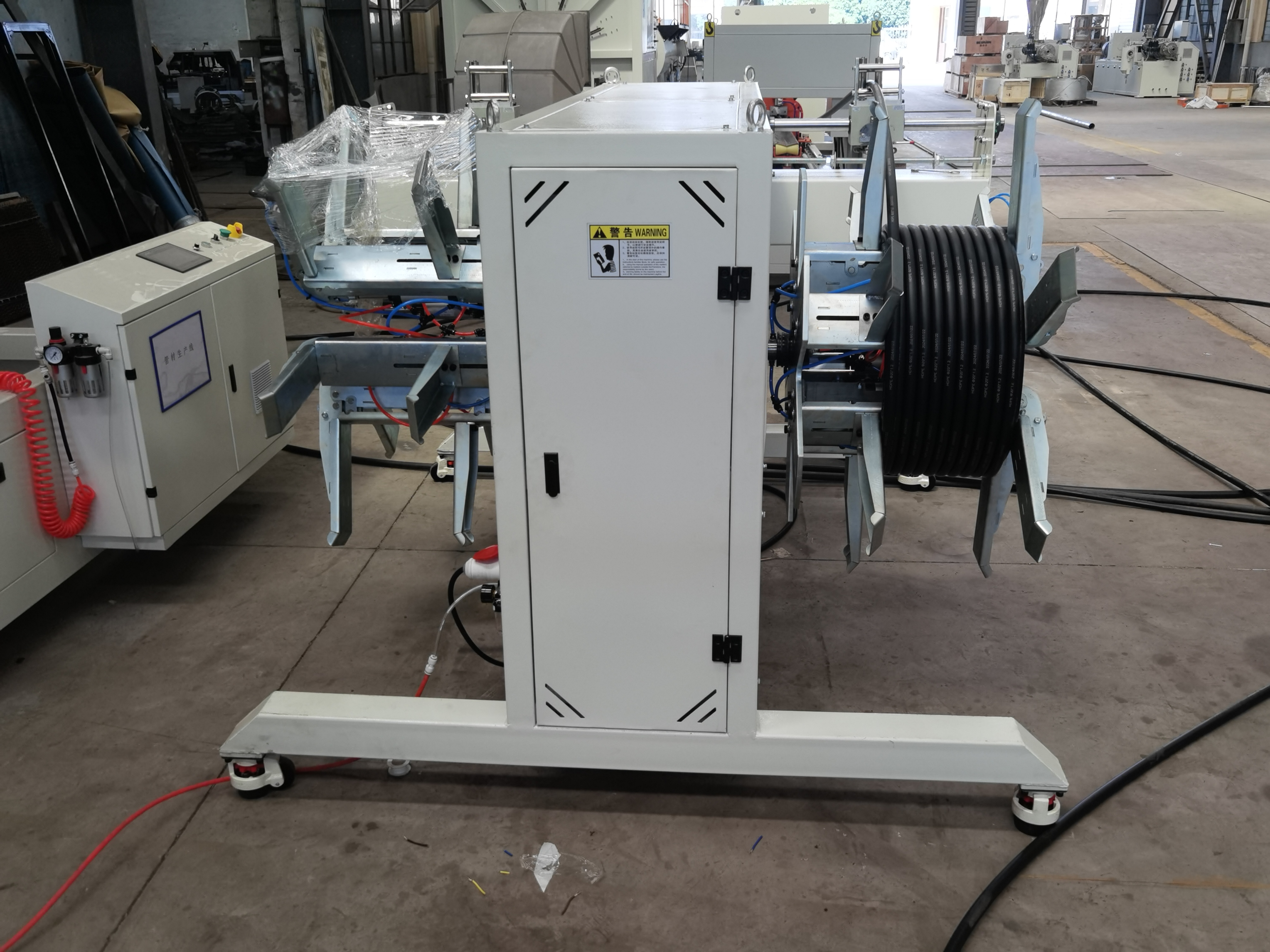 กรณี บริษัท ล่าสุดเกี่ยวกับ กรณีสินค้า: PE Pipe Double-Station Coiler