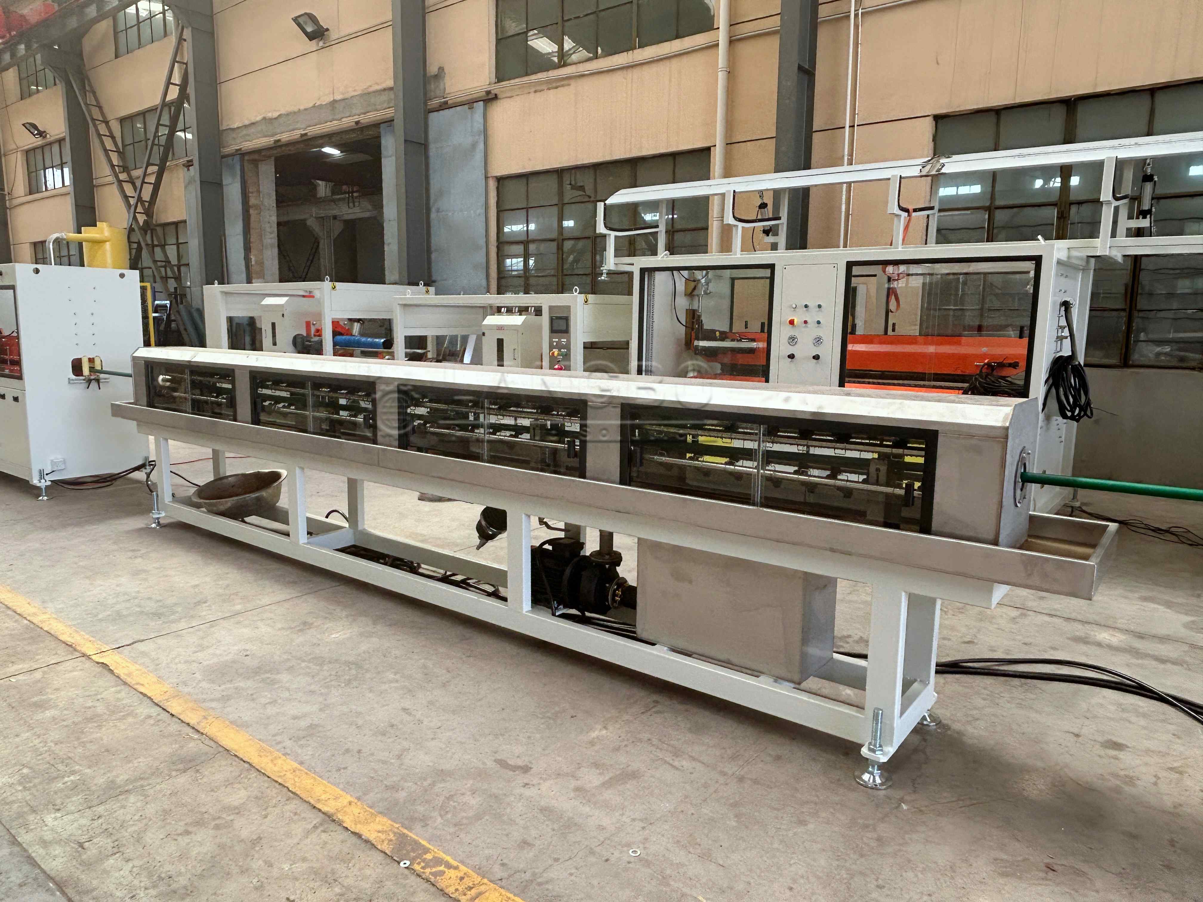 กรณี บริษัท ล่าสุดเกี่ยวกับ PPR Pipe Extrusion Line Project for Hot and Cold Water Pipe Manufacturing in Albania