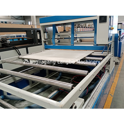 380V PVC Foam Board Extrusion Line เครื่องผลิต 3 เฟส Moisture Proof