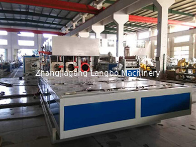 เครื่องอัดรีดท่อ PVC น้ำเสีย ท่อร้อยสายไฟฟ้าพลาสติก
