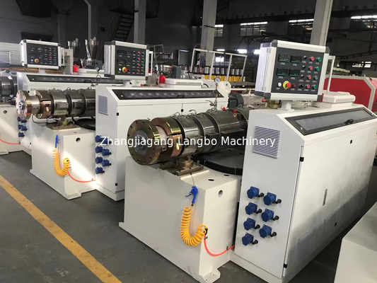 การควบคุม PLC สายการผลิตท่อ PVC ผลิตภัณฑ์และผลผลผลิตสูง
