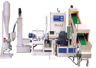 สกรูเดี่ยว Extruder พลาสติกรีไซเคิลเครื่องบดย่อยความจุ 150kg / H