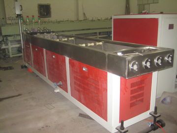 เครื่องผลิตท่อพีวีซีสี่เส้นที่ทนทาน 250KG / H / 350KG / H ความจุ Double Screw