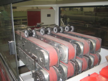 เครื่องผลิตท่อพีวีซีสี่เส้นที่ทนทาน 250KG / H / 350KG / H ความจุ Double Screw