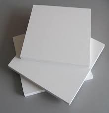 การประหยัดพลังงาน PVC โปรไฟล์พลาสติกไม้และสาย extrusion สายการผลิตแผ่นผนัง PVC