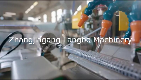 16-75 มม PVC สายสไพร่ท่อ Extrusion ความแม่นยําสูง