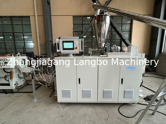 คุณภาพดี UPVC เสียงเงียบท่อ Extrusion Line 50-160mm ขายร้อน
