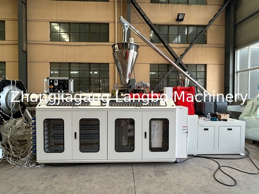 400-710 มม PVC ท่อสาย extrusion กับ 92/188 110KW มอเตอร์