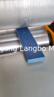 เครื่องทําแผ่นผสมผสาน ประตูพื้นไม้พลาสติก / เครื่องบด