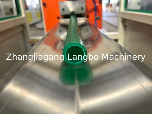 PE HDPE LDPE PPR สกรูเดียวพลาสติก extruder น้ํา ก๊าซ น้ํามัน จําหน่ายท่อ Tube Extrusion สายการผลิต