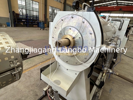 เครื่องทําท่อ PVC พลาสติกไฟฟ้า / สายดึง / สายการผลิต