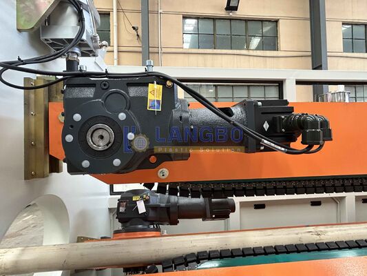 เครื่องผลิตพลาสติกพลาสติกอัตโนมัติท่อ extrusion ด้วย  หรือ SCHNIDER Contactor และ 65/132 กว้างสกรู