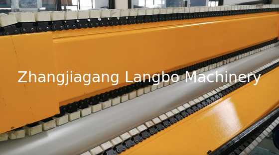 กว้าง 630mm UPVC PVC ท่อการผลิตสายเครื่อง extrusion