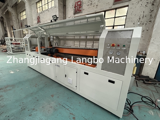ระบบคอมพิวเตอร์ควบคุม PVC ราคา tag โปรไฟล์ extrusion เส้นสําหรับคุณภาพที่คง