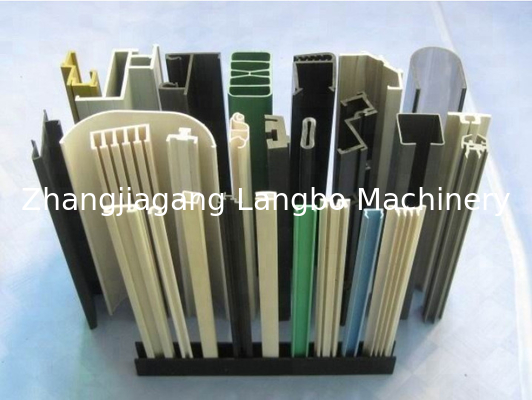 โปรไฟล์พลาสติก U PVC PP PE ริมมุมขีดขน / แบนด์หัน L มุม