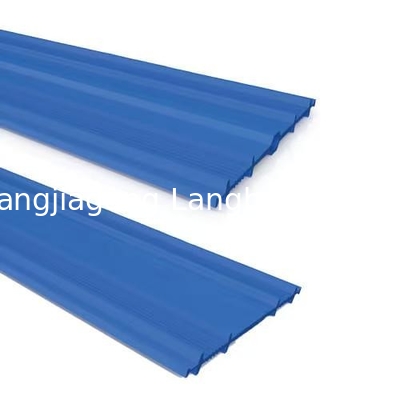 โรงงานท้องถิ่น เครื่องทําโปรไฟล์ PVC เครื่องจักรพลาสติก โปรไฟล์ PVC สายการผลิต