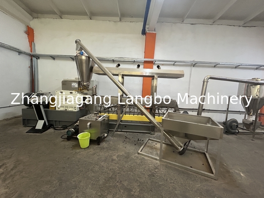 PVC WPC โคนิก Twin Double Screw Extruder Line สําหรับโปรไฟลพลาสติก