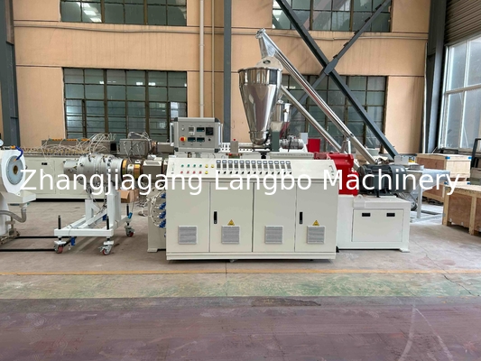 เครื่องจักรผลิตสายยางท่อระบายน้ำ PVC พลาสติกสำหรับการเกษตร ระบบน้ำหยด