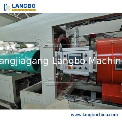 เครื่องจักรพลาสติก PVC ทำท่อน้ำ เครื่องรีดท่อพร้อมระบบควบคุมอัตโนมัติ