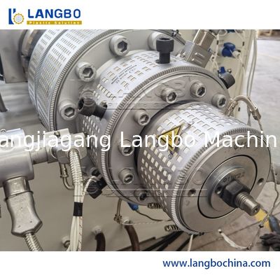 เครื่องจักรพลาสติก PPR PVC PP เครื่องจักรผลิตสายไฟฟ้าท่อไฟแข็ง