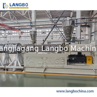 150KG / สายการอัดรีดท่อพีวีซีความจุสูงพร้อมระบบตัดฝุ่น / เศษฟรี