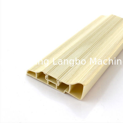โคนิค ดับเบิ้ลสกรู พลาสติก Baseboard Extrusion PVC Skirting Profiles Extruder เครื่องผลิตสายการผลิต