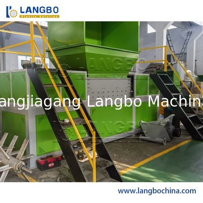 เครื่องบดขยี้ขวดพลาสติก PET รีไซเคิลขยะพลาสติกอัตโนมัติ