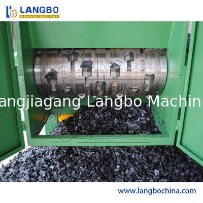 Single Shaft Shredder Plastic Recycling Machine