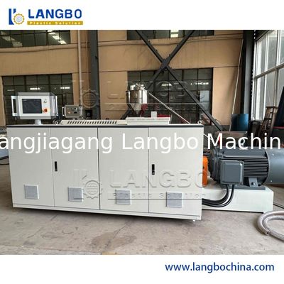 เครื่องอัดรีดสกรูคู่และสกรูเดี่ยวสำหรับท่อร้อยสาย PVC CPVC UPVC / HDPE / LDPE / PE PP PPR ขนาด 16-630 มม. / ท่อพลาสติกสำหรับทำน้ำ/ก๊าซ