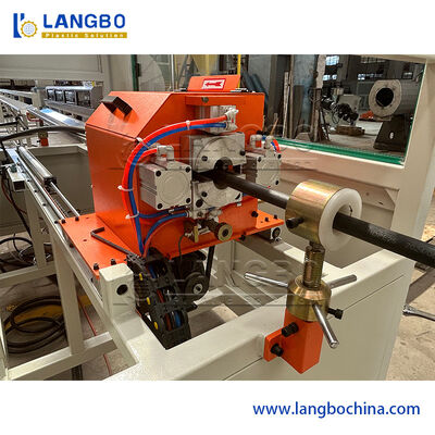 สายพัดท่อ PPR กว้างขนาดใหญ่ ความเร็วการผลิต 12m/min และ SIEMENS PLC Control