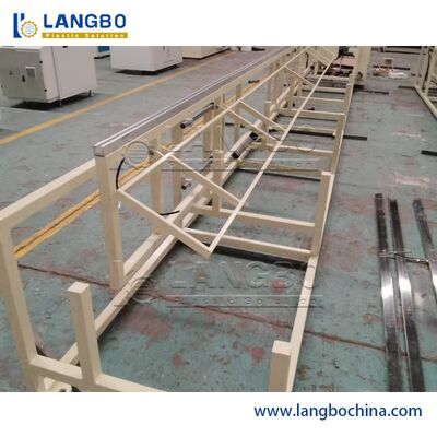 สายการผลิต Extrusion PVC ขนาด 300mm ด้วยเครื่องสกรีนคู่แบบ Conical Double Screw Extruder