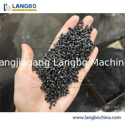 สกรูเดี่ยว Extruder พลาสติกรีไซเคิลเครื่องบดย่อยความจุ 150kg / H