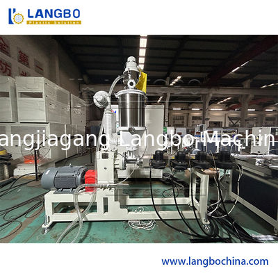 สายการผลิตพลาสติกราคา Strip Extrusion PVC Profile Extruder เครื่องทําเครื่องถือราคา PVC