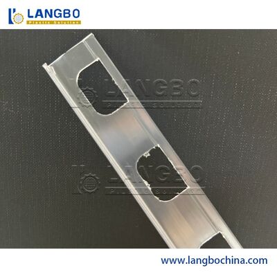 55KW มอเตอร์พลังงาน PVC โปรไฟล์ extruder สําหรับโปรไฟล์ extrusion เรียบร้อยแม่นยํา