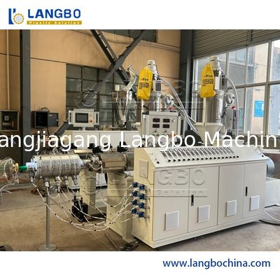 พลาสติก PPR ท่ออัดขึ้นรูป ABB อินเวอร์เตอร์สกรูคู่เส้นผ่าศูนย์กลางต่างๆ