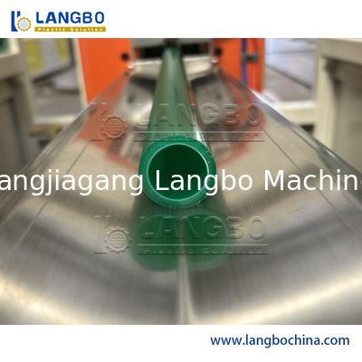 พลาสติก PPR ท่ออัดขึ้นรูป ABB อินเวอร์เตอร์สกรูคู่เส้นผ่าศูนย์กลางต่างๆ