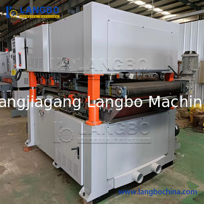 สายการผลิต Extrusion ของ CE WPC ขนาด 100 - 150KG / H กำลังการผลิตสูง