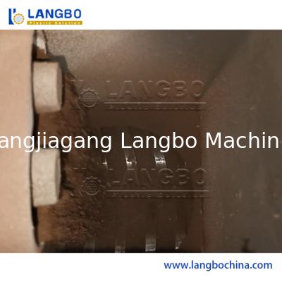 55/110 โคนิค Twin Screw Extruder WPC Profile Extrusion Line ขนาดโปรไฟล์ 1180MM และพลังงานมอเตอร์ 22KW