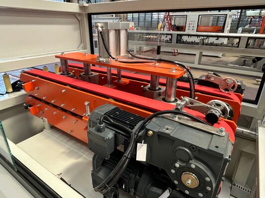 เครื่องรีดพลาสติก เครื่องจักรพลาสติก เครื่องอัดรีดท่อ PVC PP PE เครื่องทำท่อ PVC