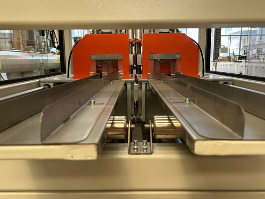 เครื่องผลิตท่อพลาสติกพีวีซี เครื่องผลิตท่อพีวีซี/upvc/cpvc/pvc เครื่องบดท่อพีวีซี