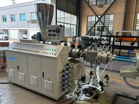 เครื่องรีดพลาสติก เครื่องจักรพลาสติก เครื่องอัดรีดท่อ PVC PP PE เครื่องทำท่อ PVC