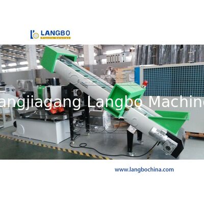 พลาสติกขยะ LDPE HDPE PE PP Film Jumbo Bags Pet Bottle Flakes Lump Pipe PVC Hard Plastic ABS PC การซักรีด การรีไซเคิล การผลิต