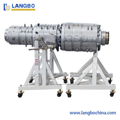 CPVC Pvc Pipe Extruder 75 - 250 มม. สายการผลิตท่อพลาสติก