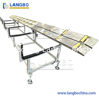 เครื่องรีดท่อความจุสูงเครื่องผลิตท่อพีวีซีเส้นคู่