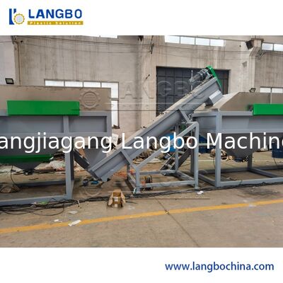 เครื่องอัดเม็ดฟิล์มพลาสติกเปียก / PE PP ถุงเปียก Granulating Line