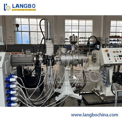 สายการอัดรีดท่อแบบกรวย PPR แบบกรวยสกรูคู่การวัดน้ำหนักท่อแบบออนไลน์