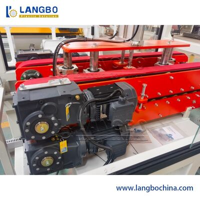 เครื่องอัดรีดพลาสติกขนาด 630 มม. แบบสกรูคู่สำหรับท่อ PVC