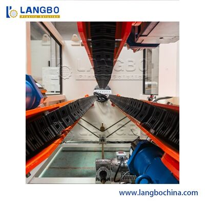 ยอดนิยม พลาสติก HDPE PE PPR PVC ท่อน้ํา ช่องระบายน้ํา ท่อระบายน้ํา การผลิตท่อ extrusion