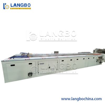 เครื่องจักรผลิตท่อร้อยสายไฟ PVC แบบสกรูคู่กรวย เครื่องทำโปรไฟล์ท่อส่งสัญญาณ